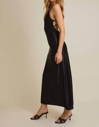 Gilli - V-NECK STRAP BACK TIE MAXI DRESS
