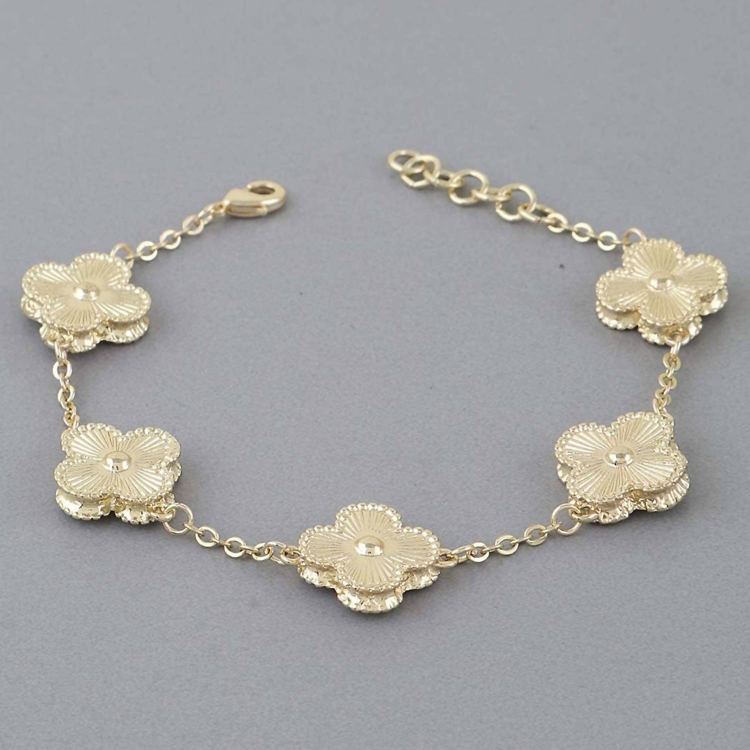 3Am By H&D Accessories - Women's Modern Cubic Zirconia Clover Charms Bracelet