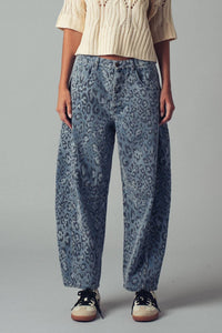 Urban Daizy - Leopard Print Relaxed Straight Denim Pants