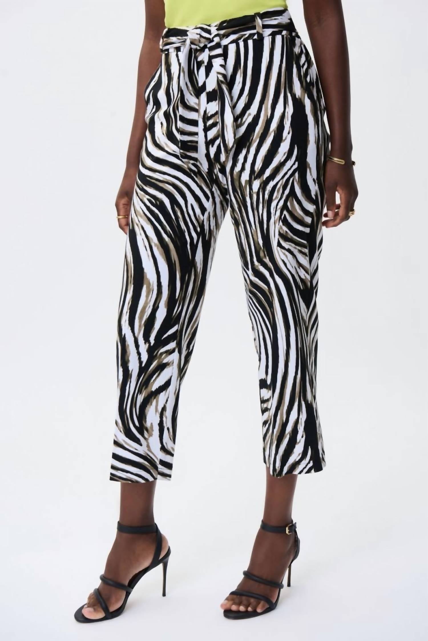 Joseph Ribkoff - Belted Pull On Cropped Pants