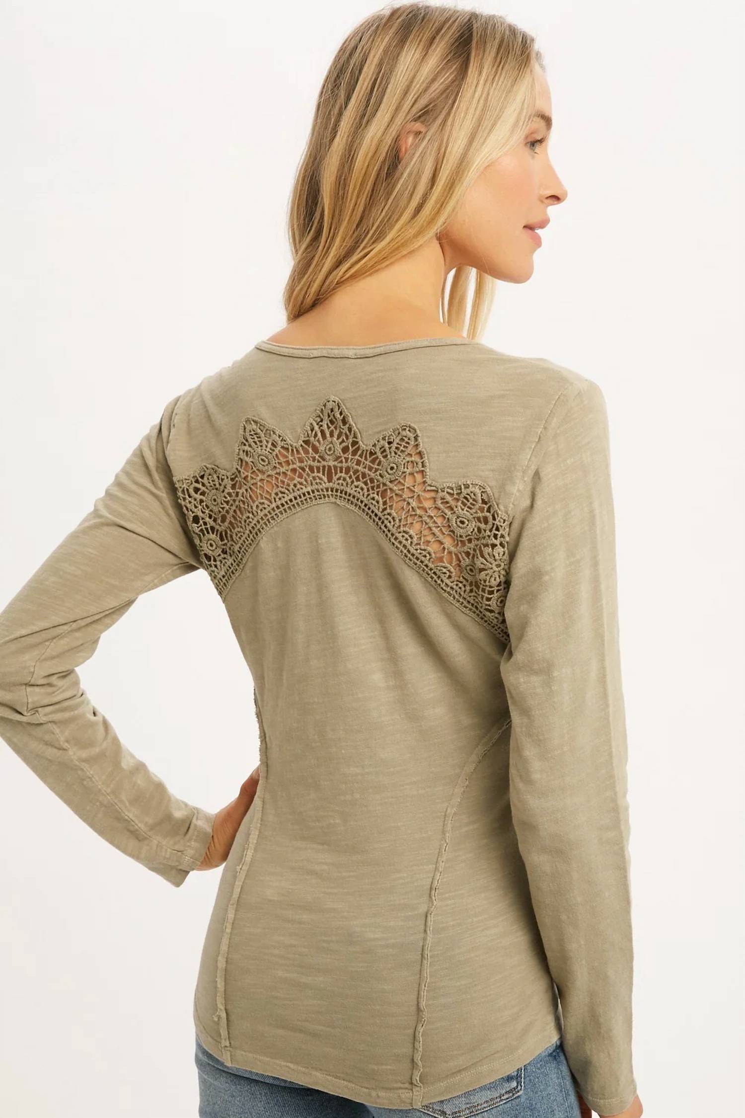 Mystree - Princess Line Lace Inset Top