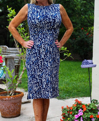 Delicate Leaves Sleeveless Crew Neck Belted Sheath Dress