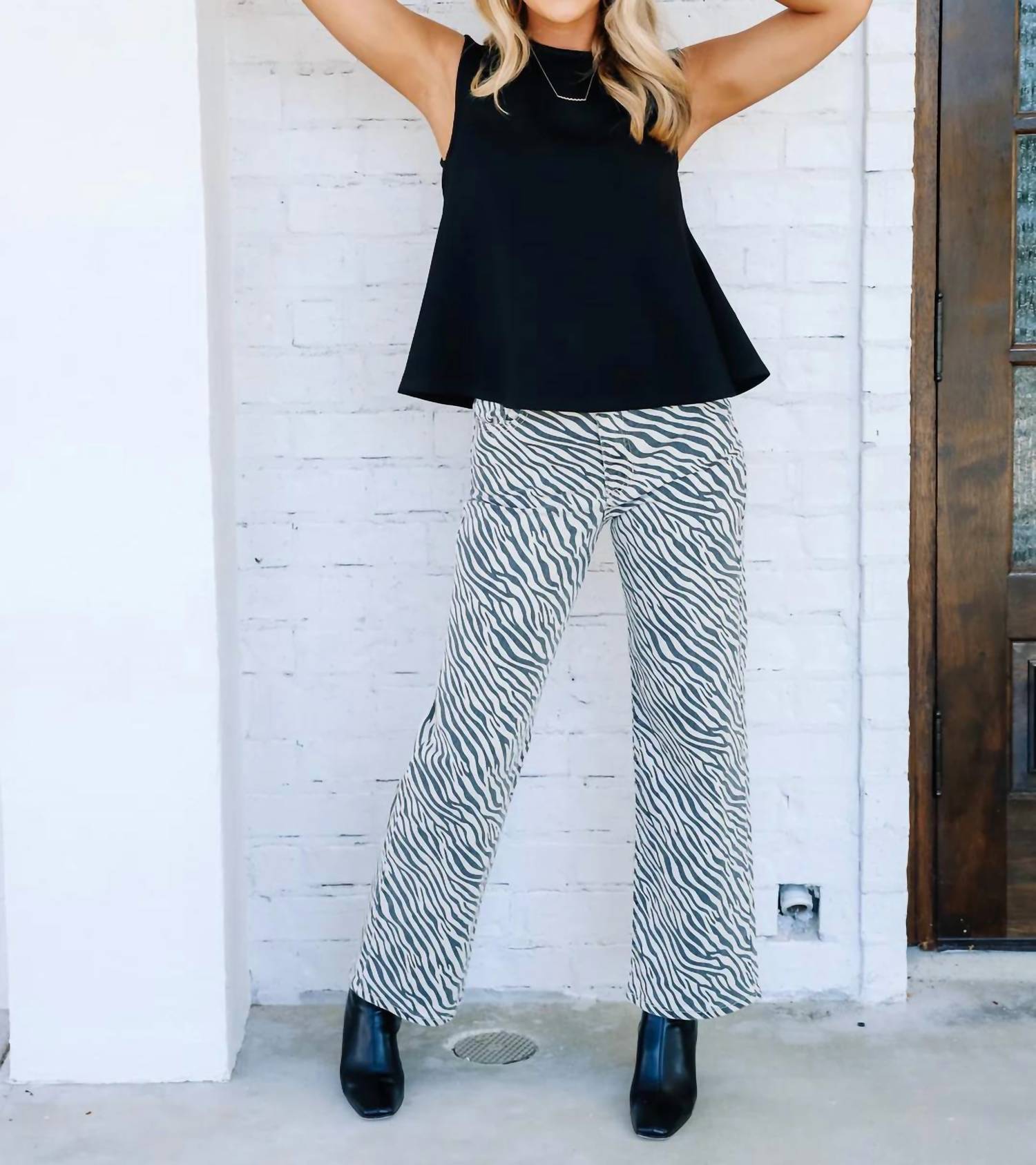 Just Black Denim - High Rise Vintage Straight Jeans