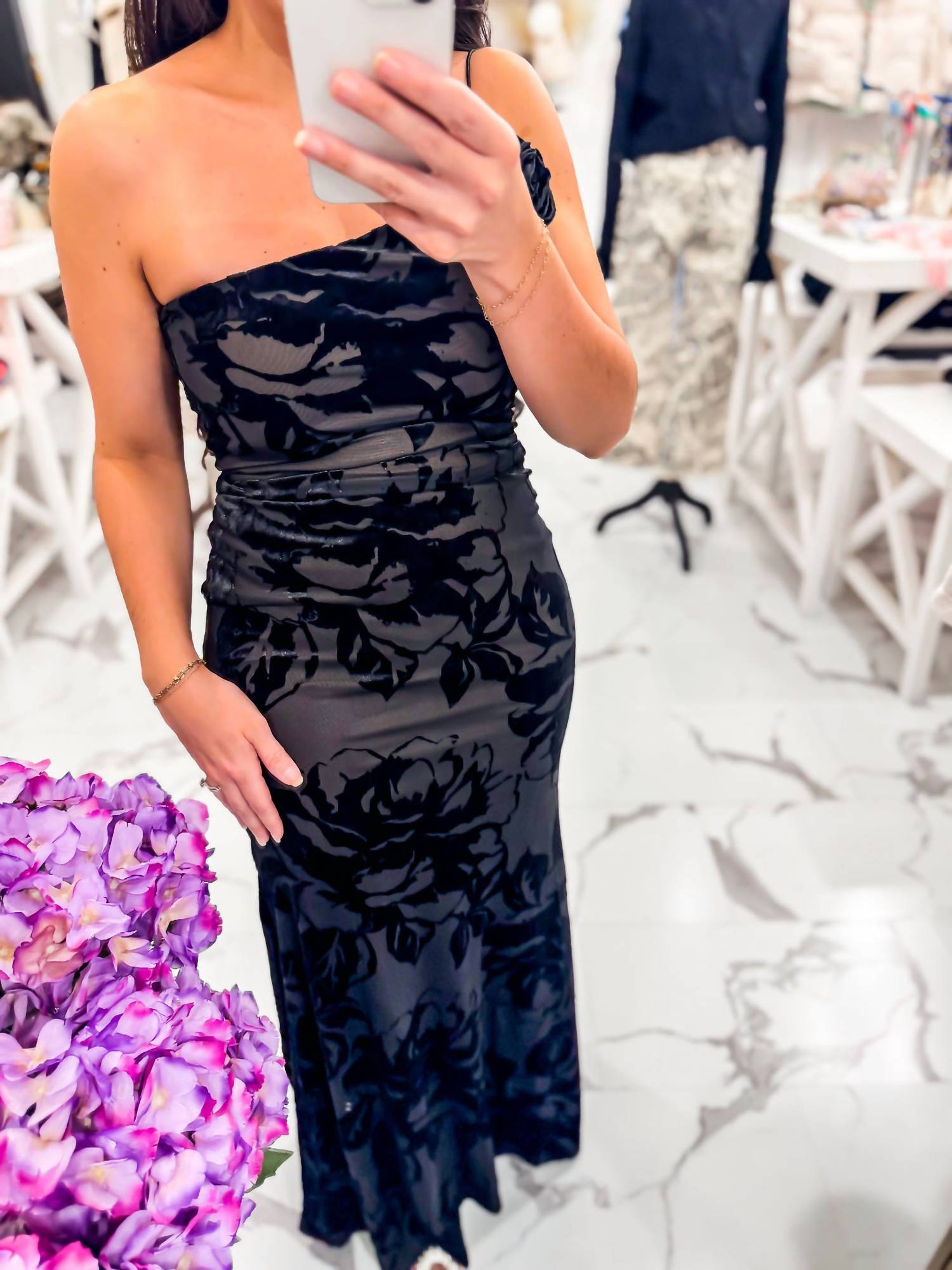 Evenuel - Women's Weekend Away Velvet Maxi Dress