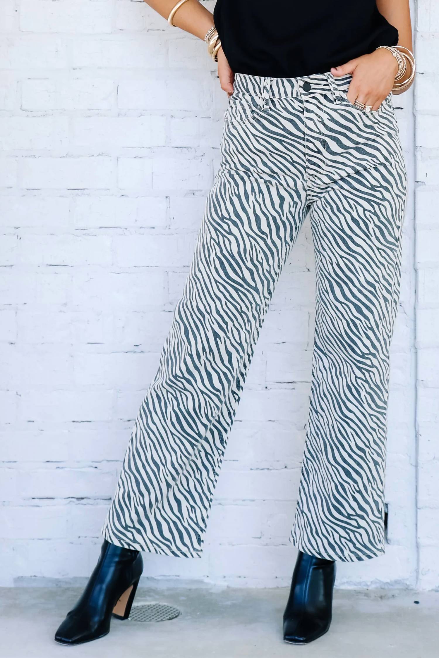 Just Black Denim - High Rise Vintage Straight Jeans