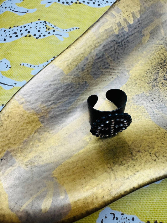 Tova - Peace Out Ring