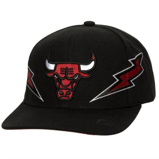 Mitchell & Ness - MEN'S NBA CHICAGO BULLS DOUBLE TROUBLE SNAPBACK CAP