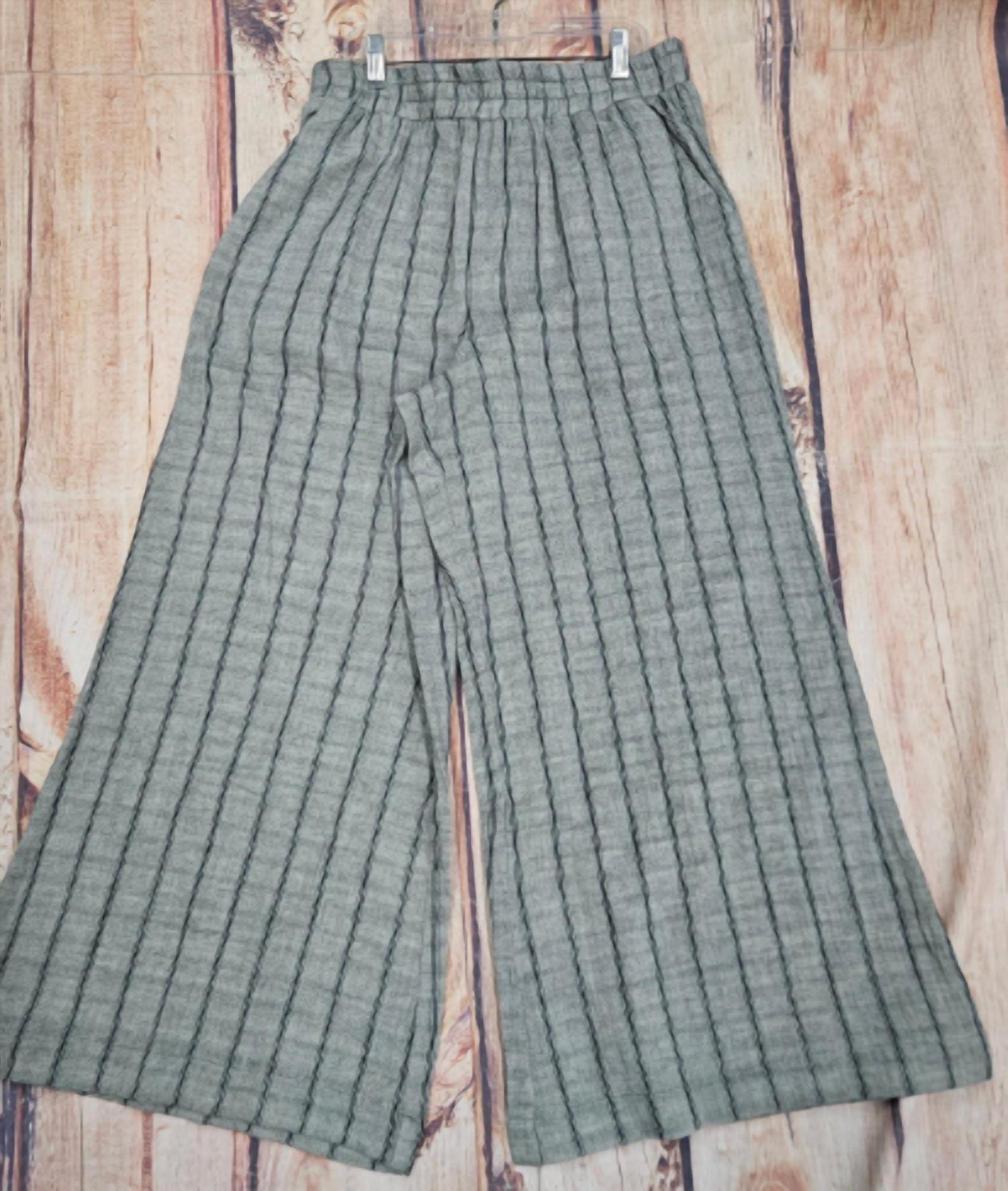Ethyl - Women's Flowy Pant