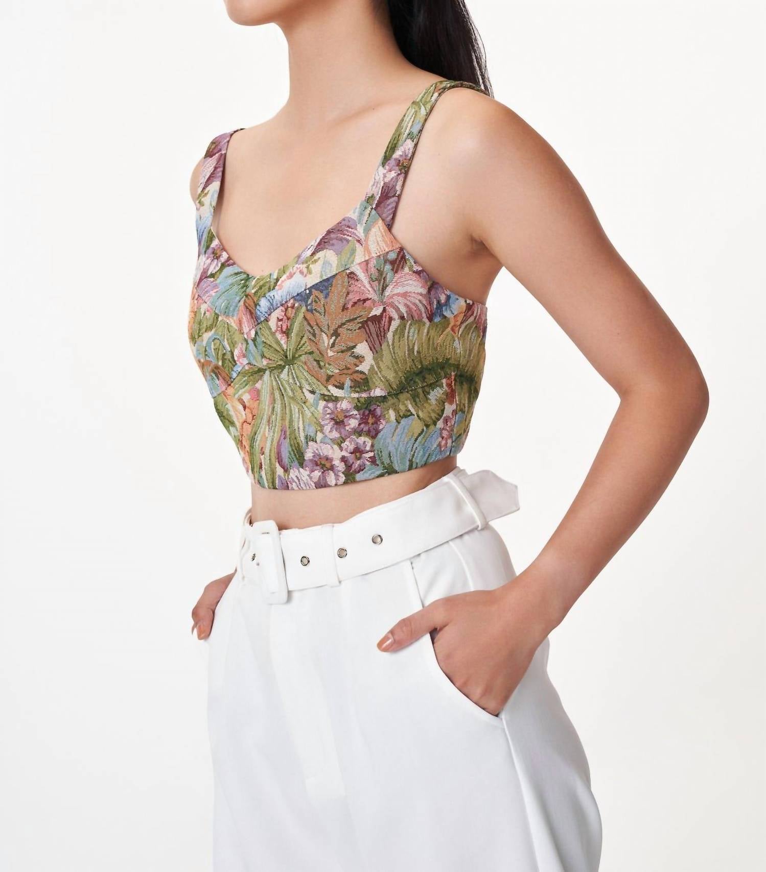 Love Binetti - Akira Top
