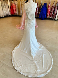 Jacqueline Exclusive - Women's Sleeveless Fit And Flare Charmeuse Bridal Gown