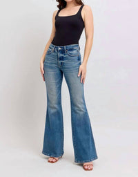 Judy Blue - Mid Rise Tummy Control Flare Jeans