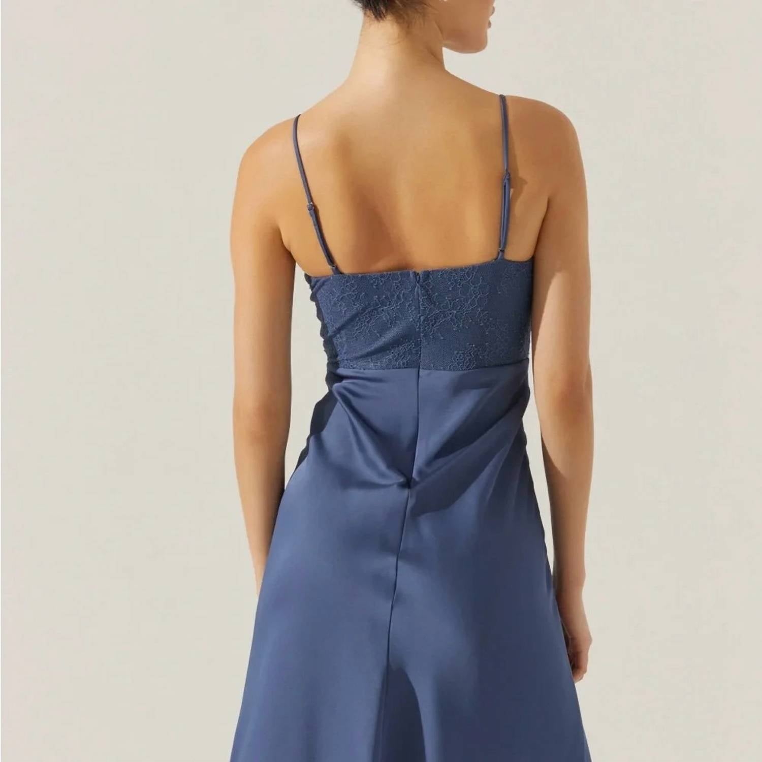 Astr - Lace Bustier Midi Dress
