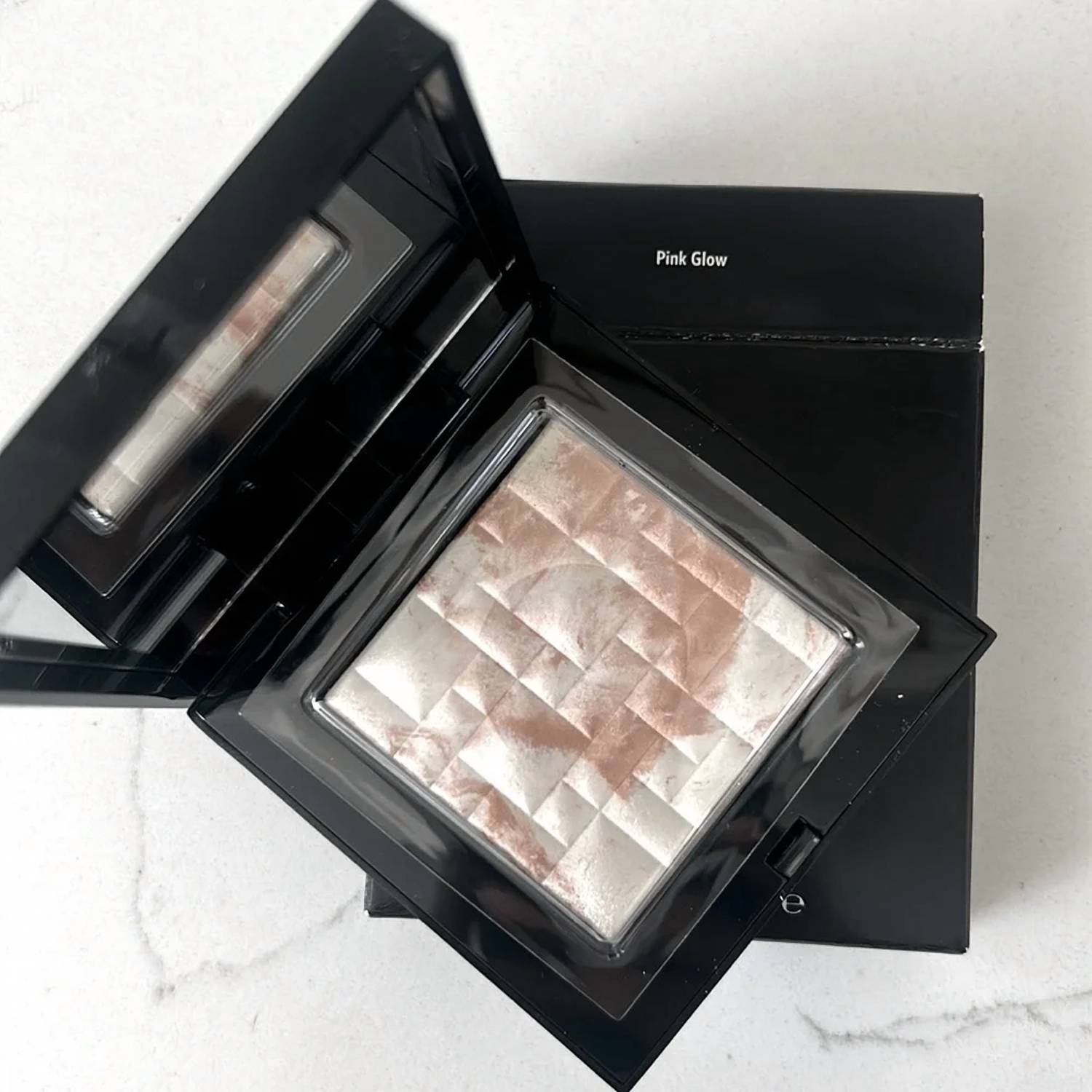 Bobbi Brown - Highlighting Powder Blush Highlighter