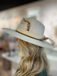 Tipsy Threads - Women's Aspen Hat