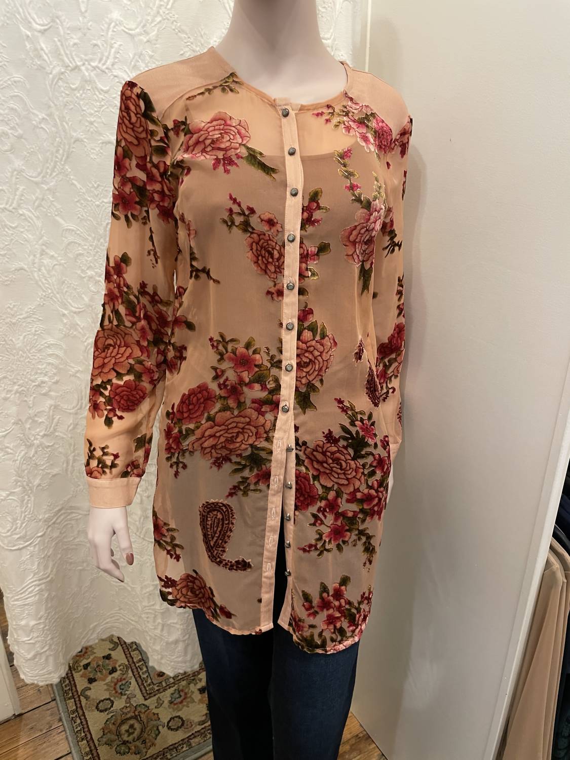 Aratta - isla tunic