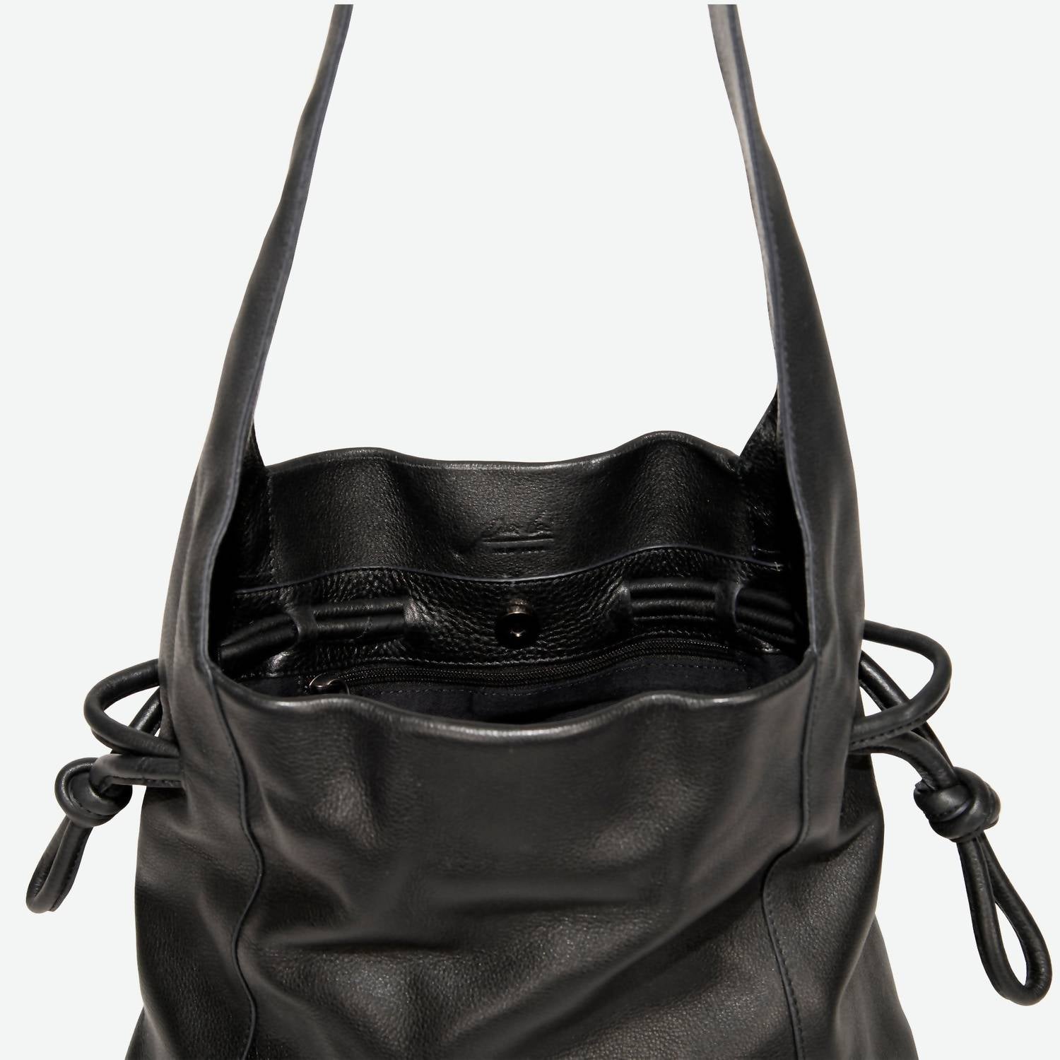 Per Lei New York - Women's Seneca Leather Drawstring Shoulder Bag