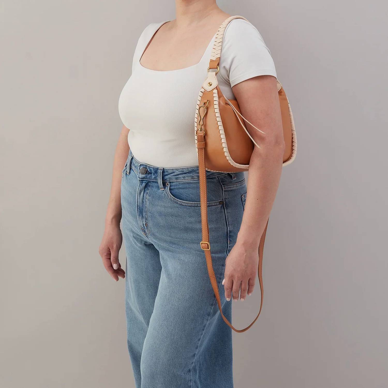 Hobo - Women's Mia Crescent Hobo Bag