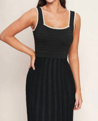 Flying Tomato - Sleeveless Knit Midi Dress