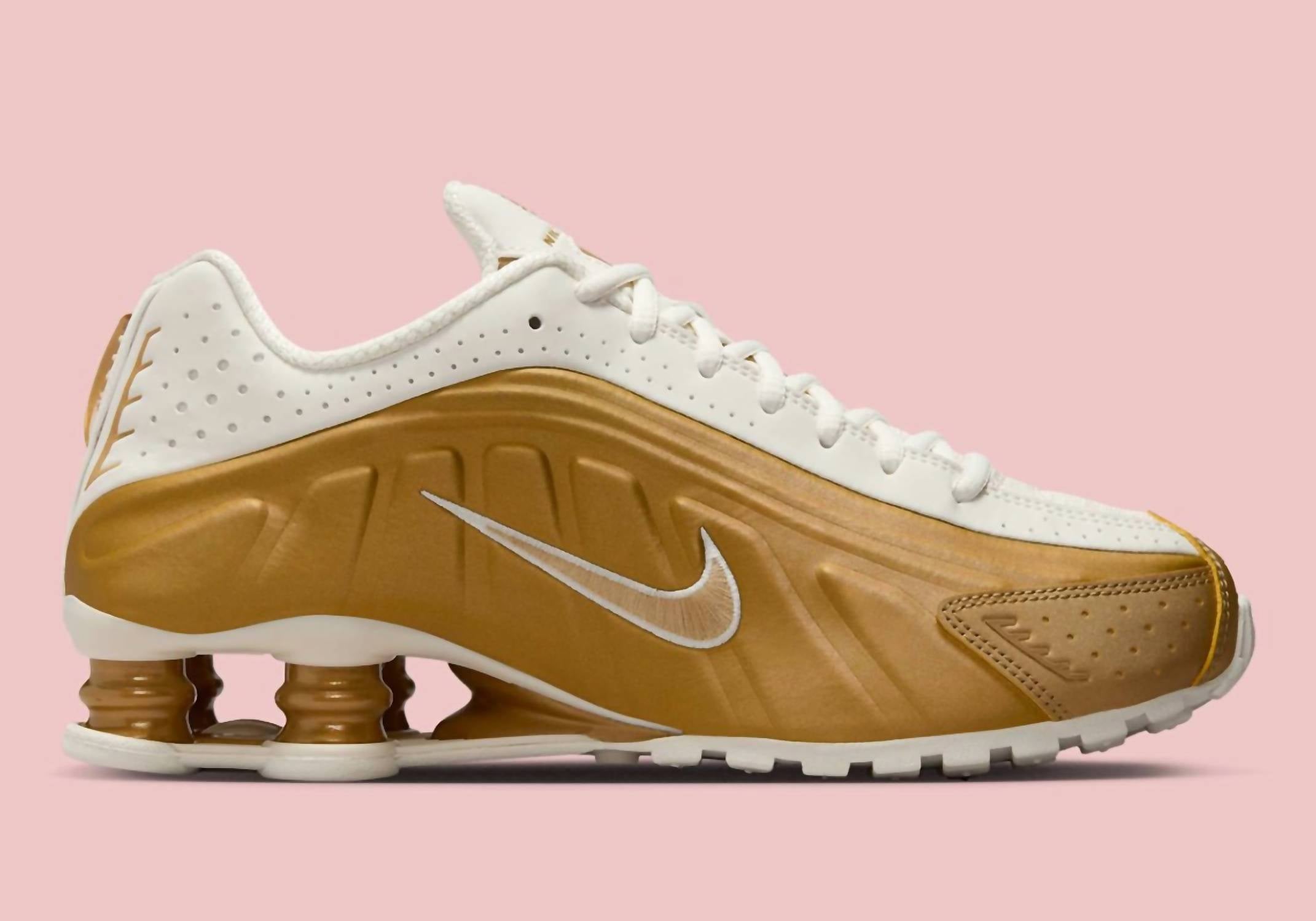 Nike - Women's Shox R4 Shoe