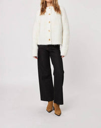 John + Jenn - Benny Frozen Top