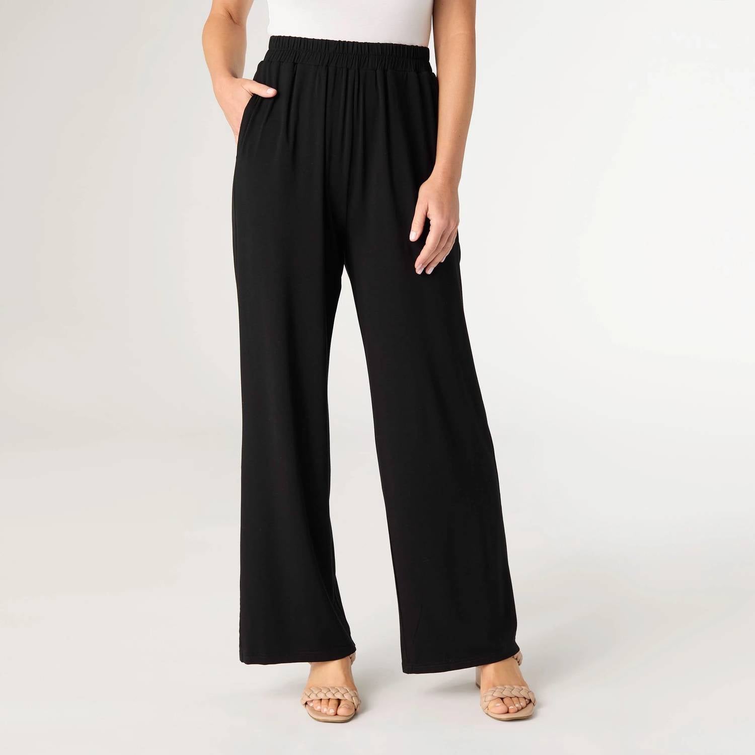 Coco + Carmen - Soft Landing Pants with Pockets