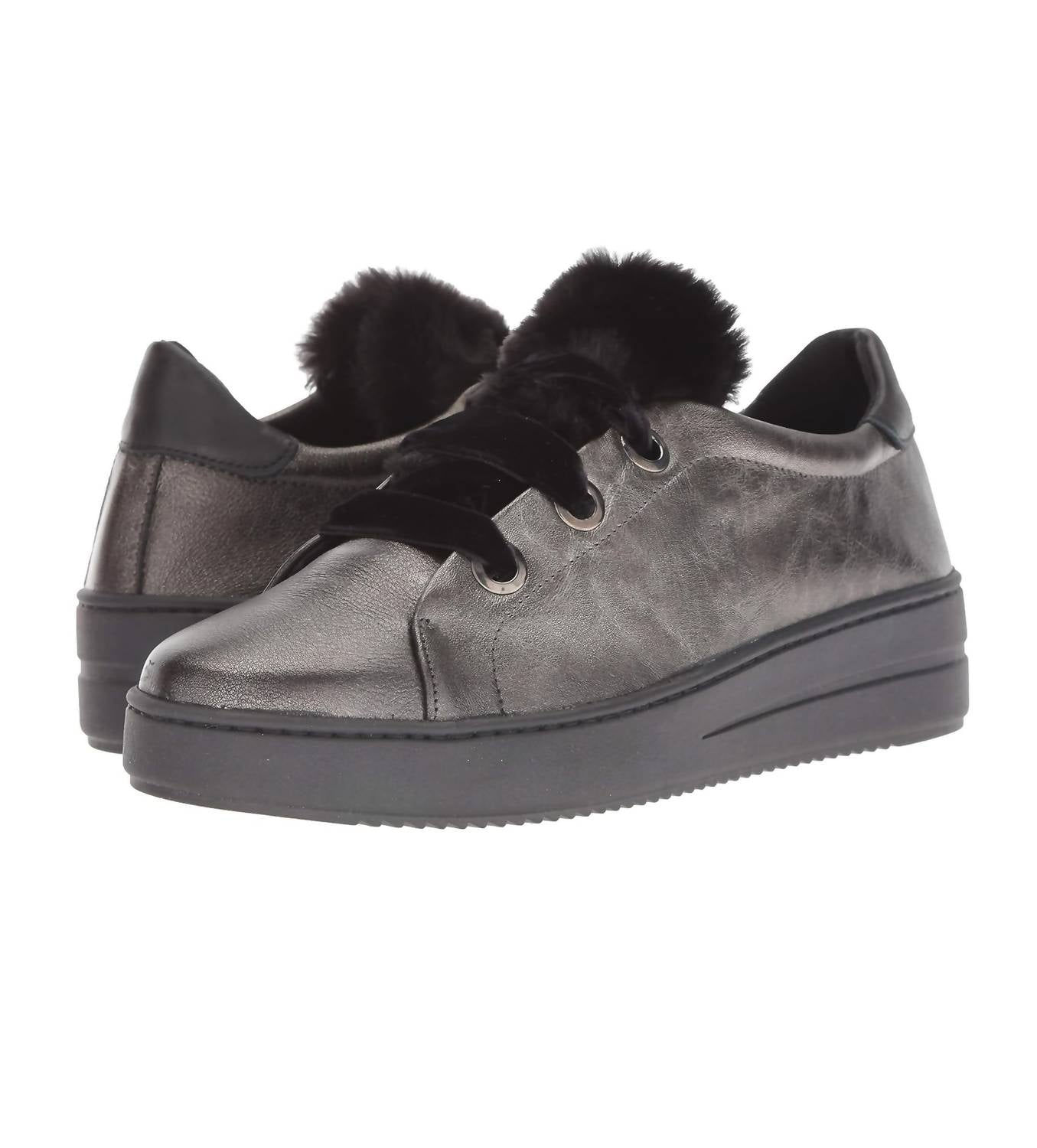 The Flexx - Women's Groove Sneaker