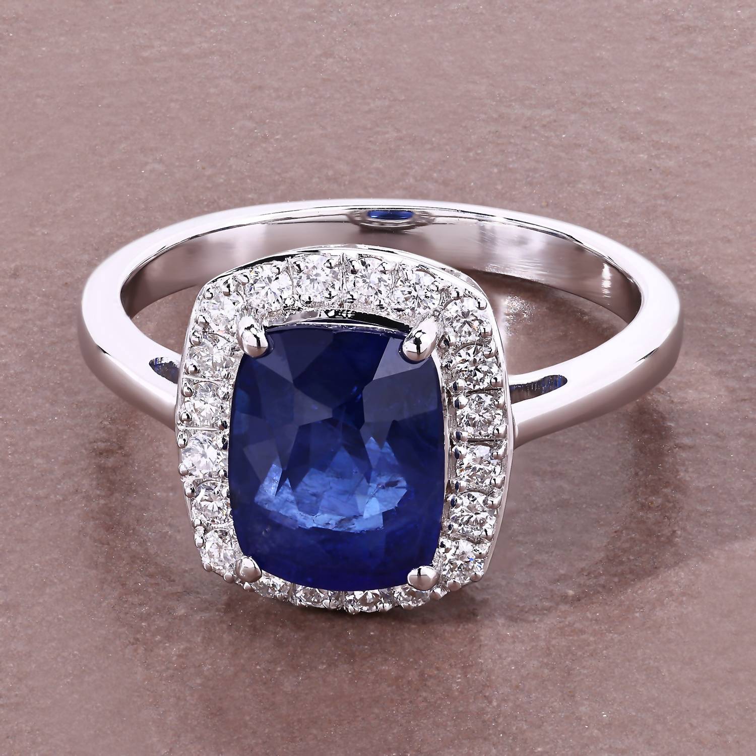 Diana M Jewels Women's Cushion Natural Sapphire Fashion Ring (3.44 Ct) - Signature Plus in 18k white gold - women's jewelry - detail view