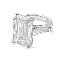 Diana M Jewels - Women's Emerald & Baguette Lab-Grown Diamond Fashion Ring (8.00 Ct) - Elegant Plus