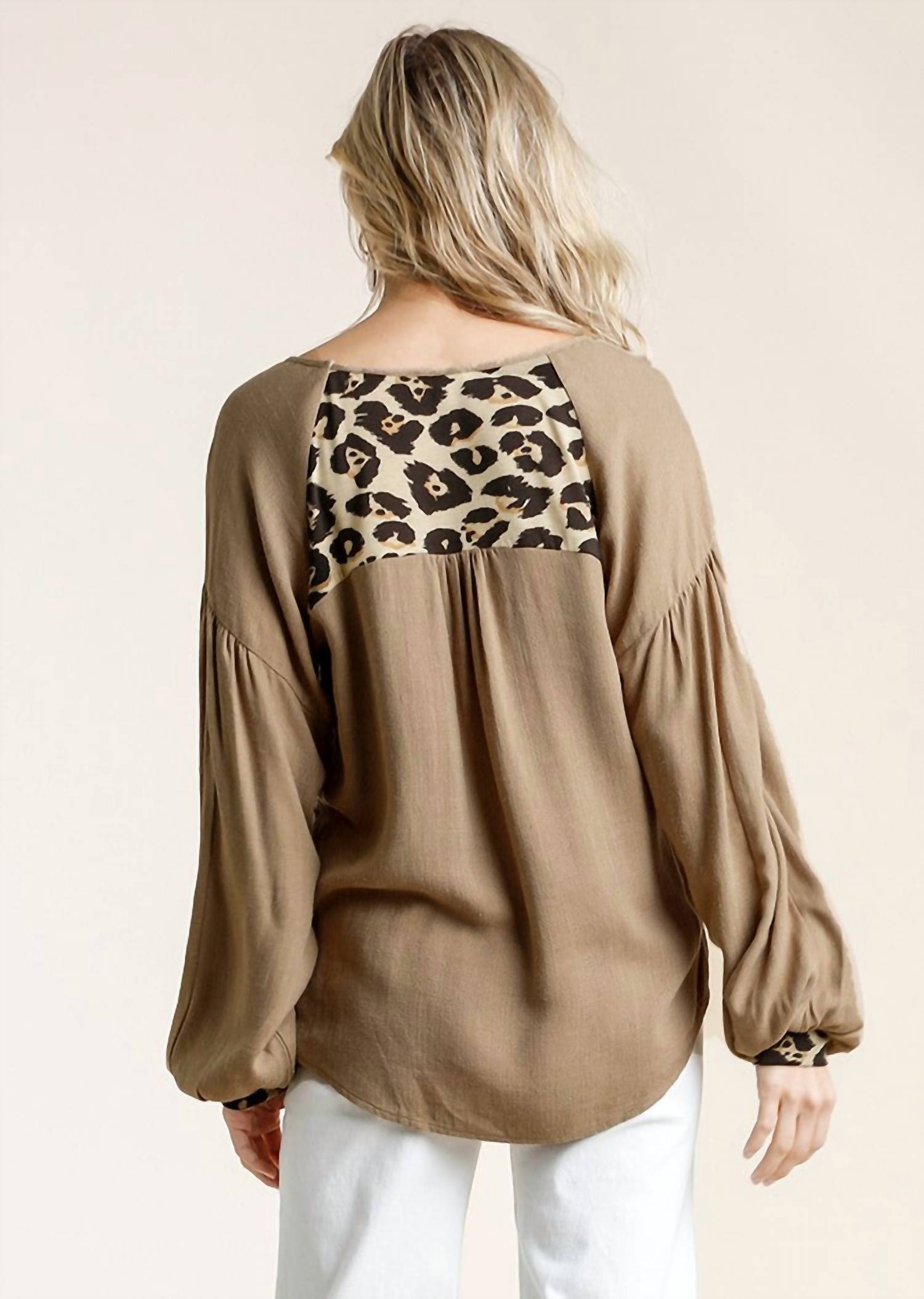 Umgee - Leopard Print Long Sleeve Top