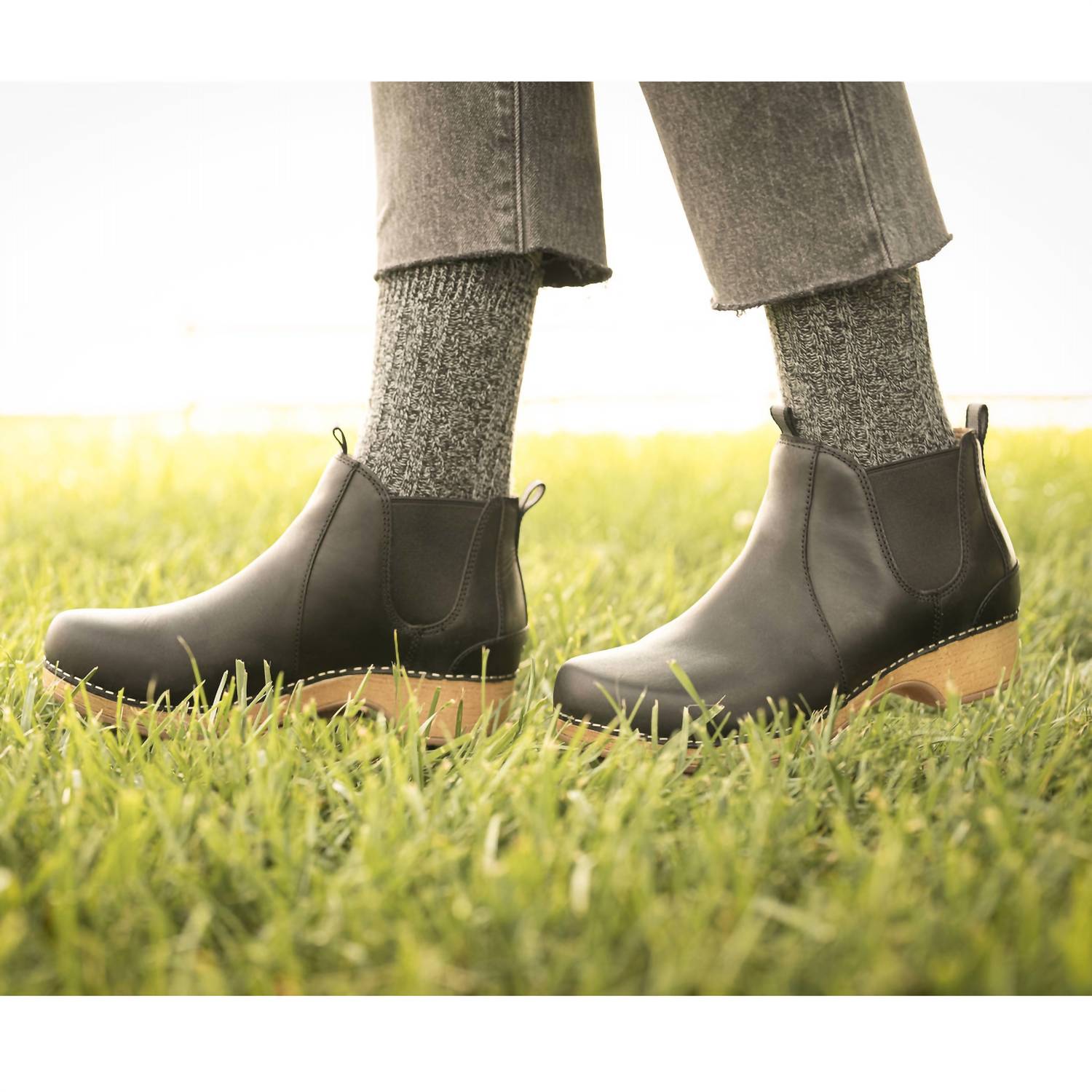 Dansko - Women's Becka Low Bootie