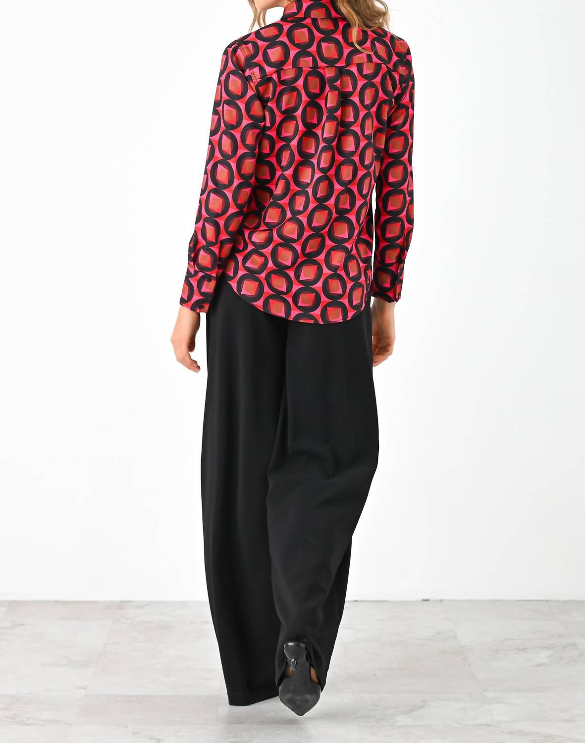 LAVENDER BROWN Alivia Top in geometric - women's blouse - detail view