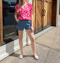ee:some Classic And Cool Shorts in mineral wash - women's shorts
