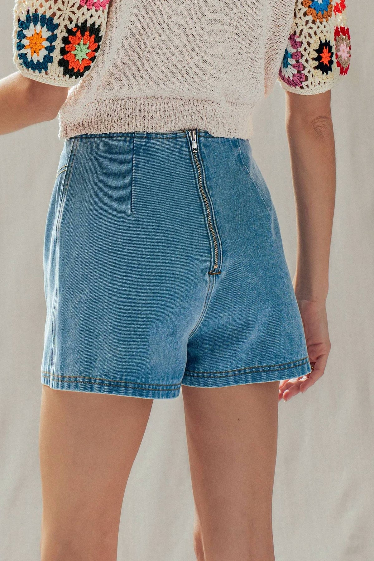 Urban Daizy - Button Front Skort