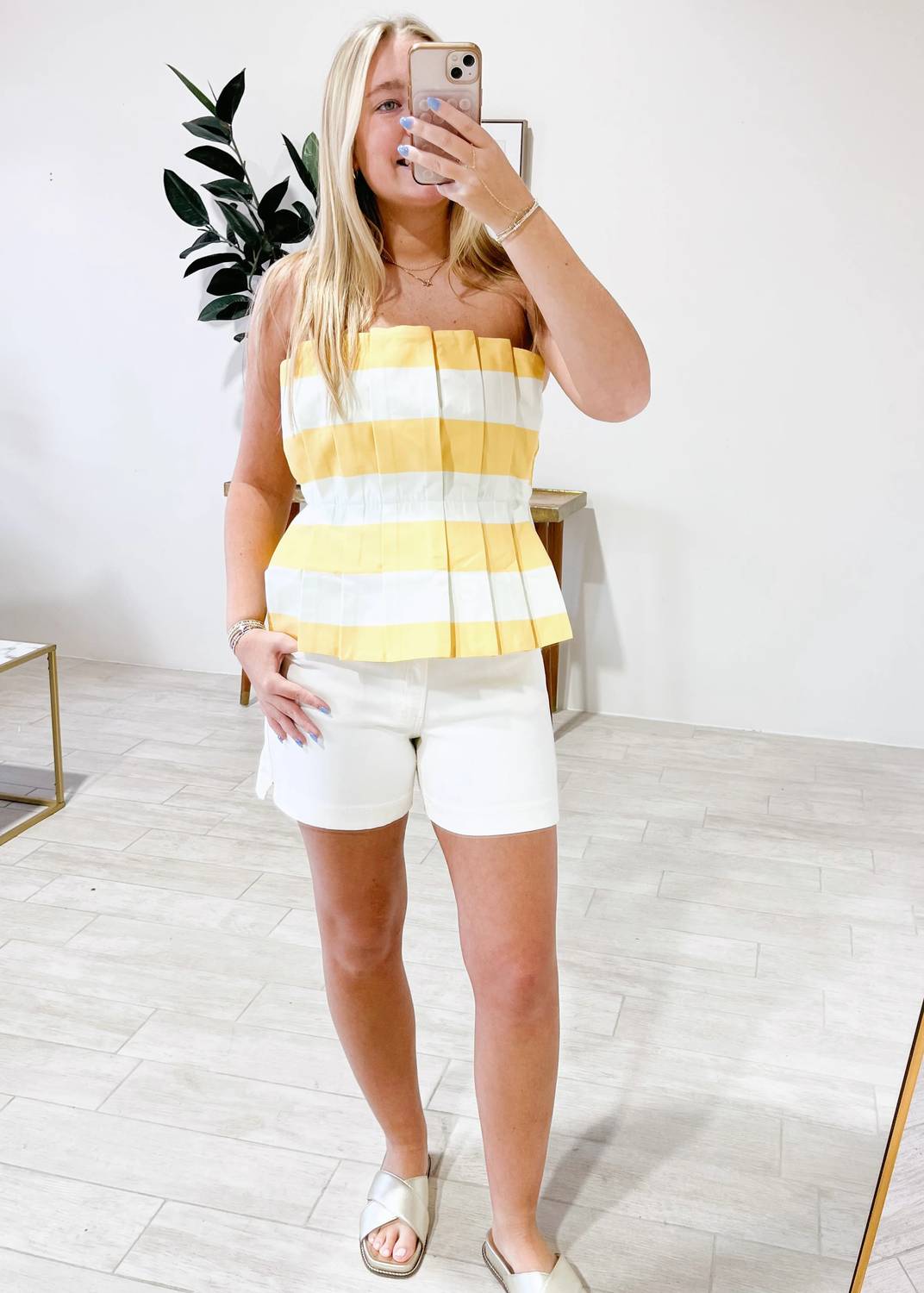 Entro - Strapless Pleated Top