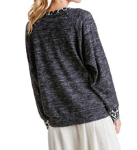 Umgee - Leopard Print Trimmed Top