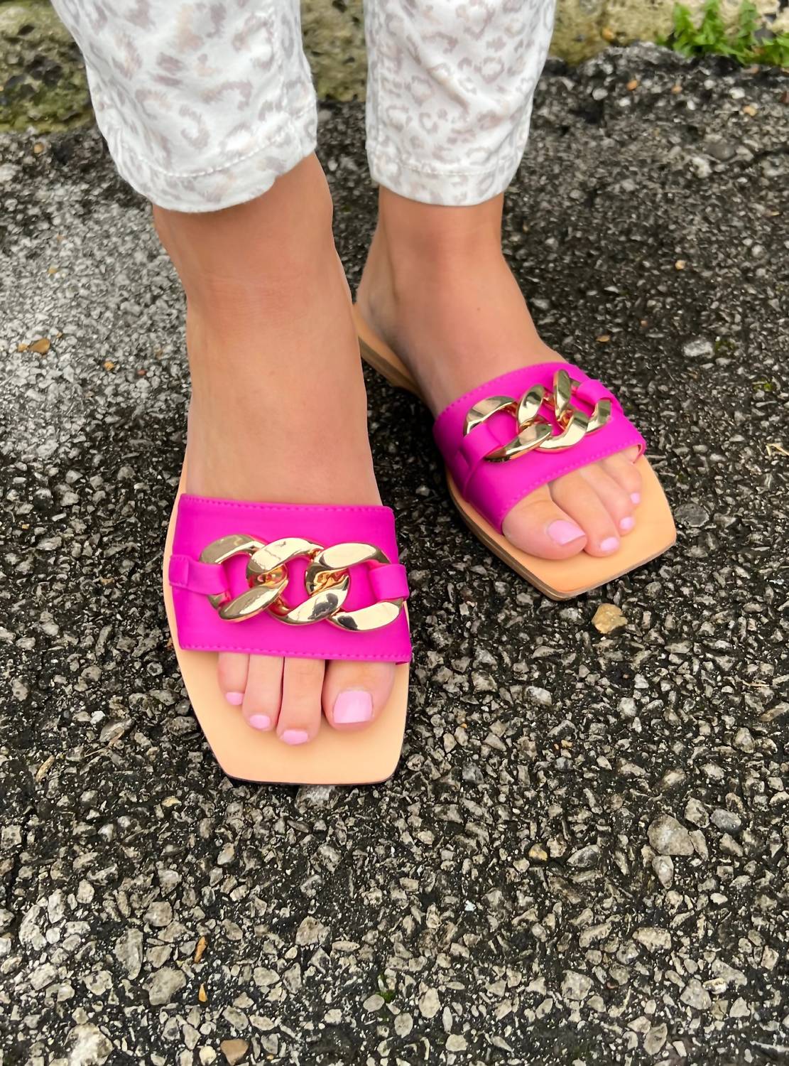 Shu Shop - DILIA FLATS
