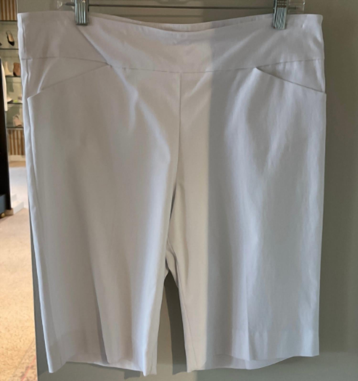 Estelle And Finn - Women's Bermuda Shorts