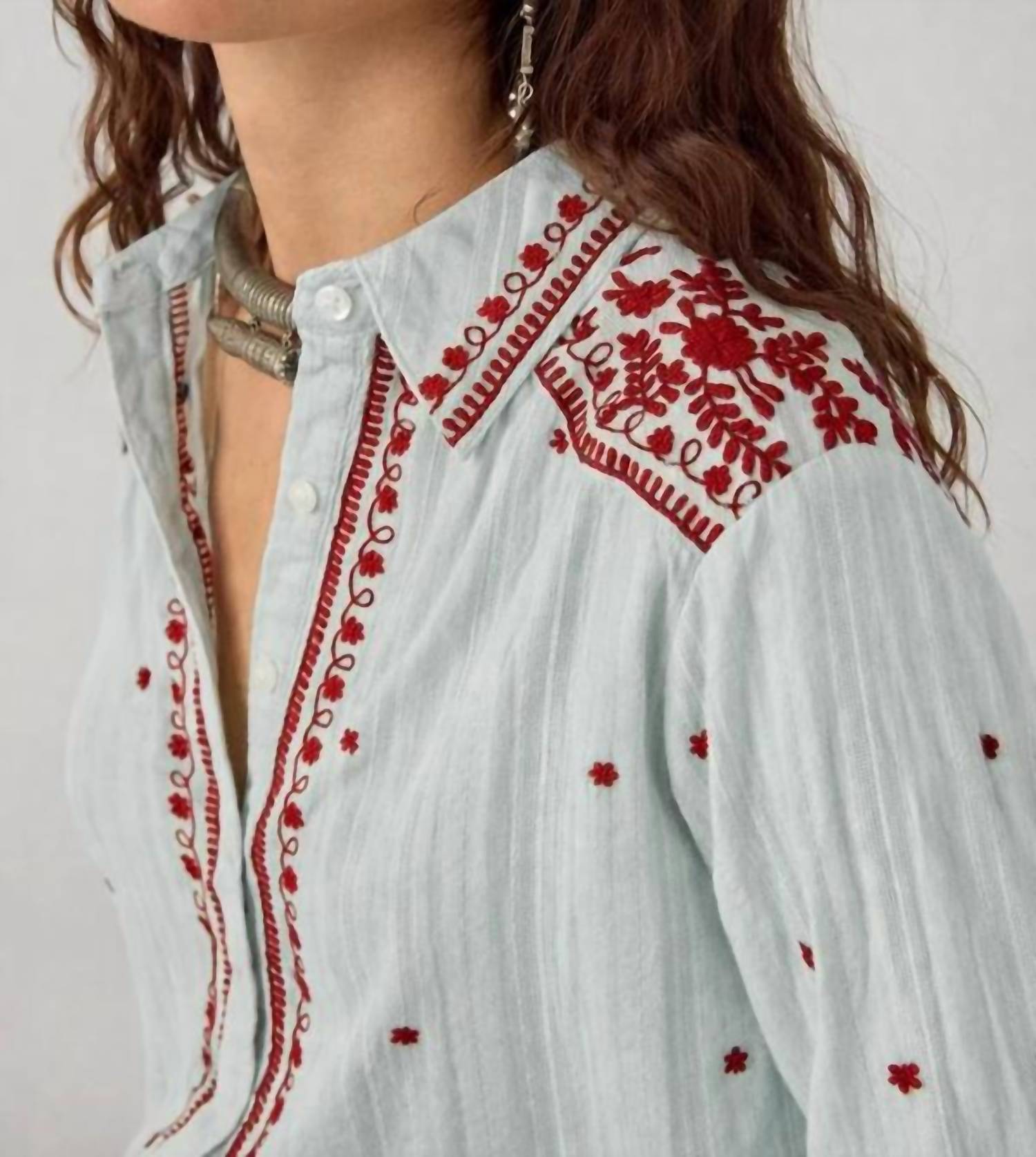 Maison Hotel - Texas Salinger Shirt