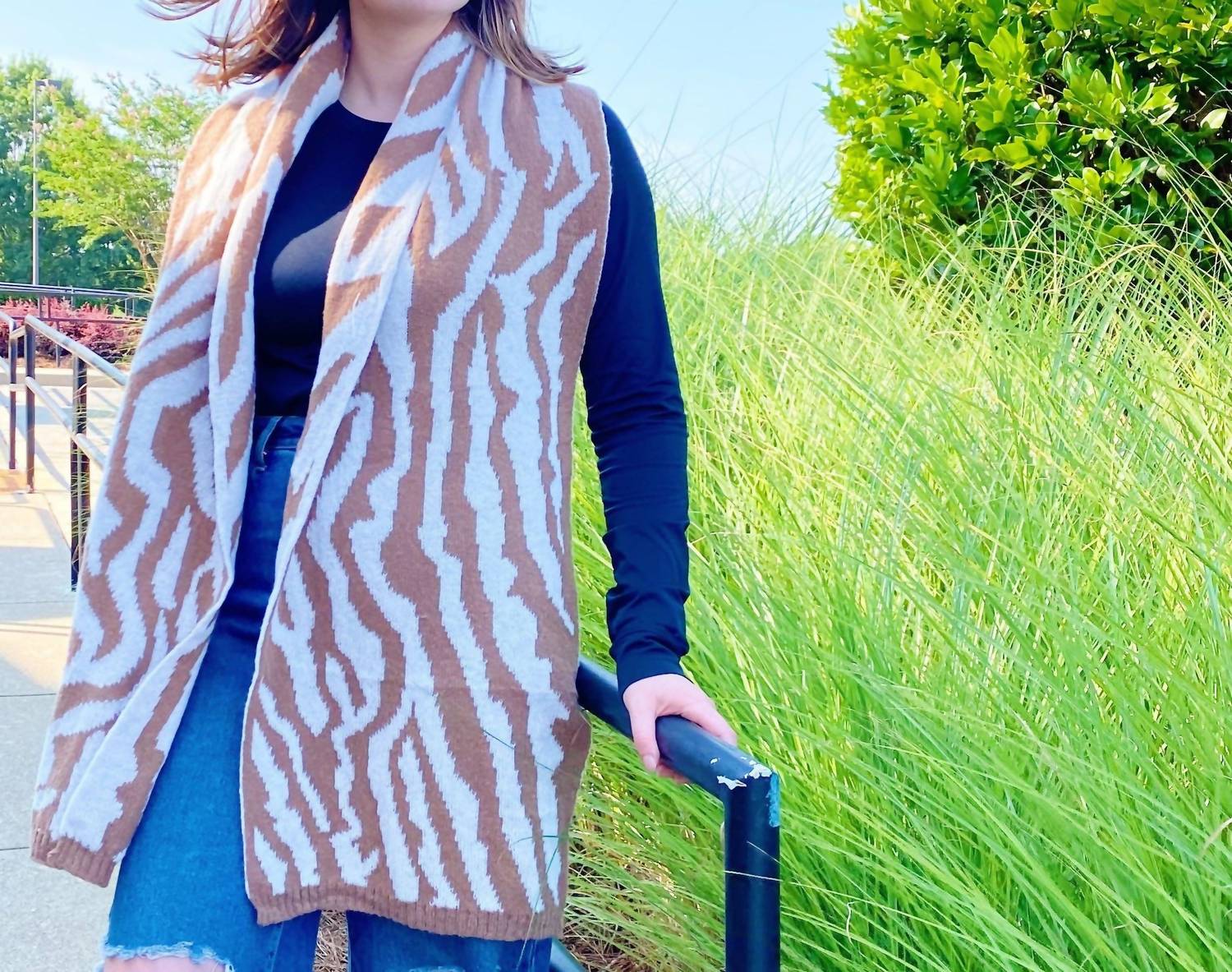 Ellison+Young - Women's Zebra Cozy Knit Reversible Scarf