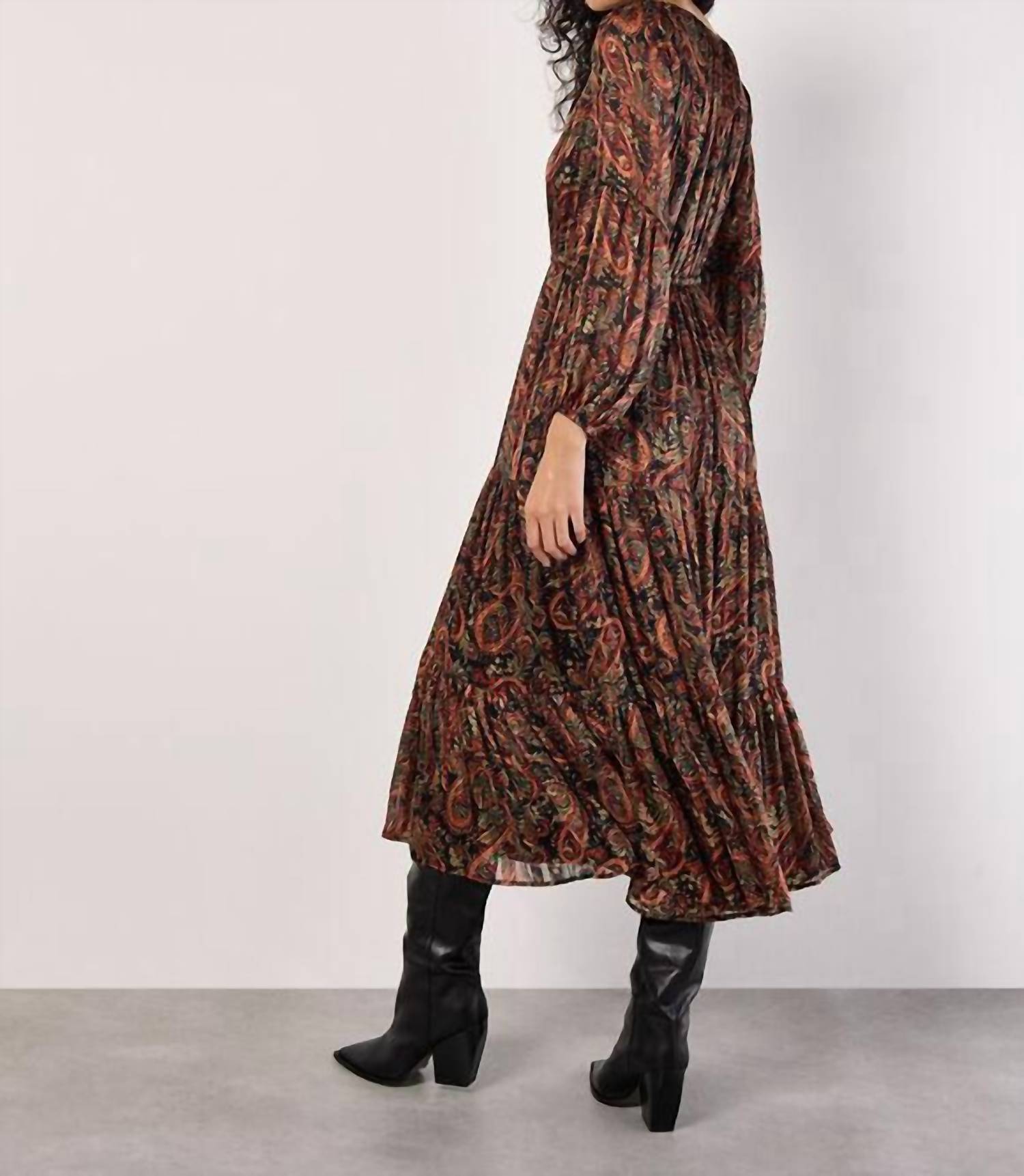 Apricot - Flowy Paisley Printed Maxi Dress