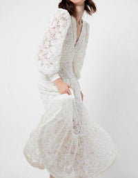 Elliatt - Richter Lace Midi Dress