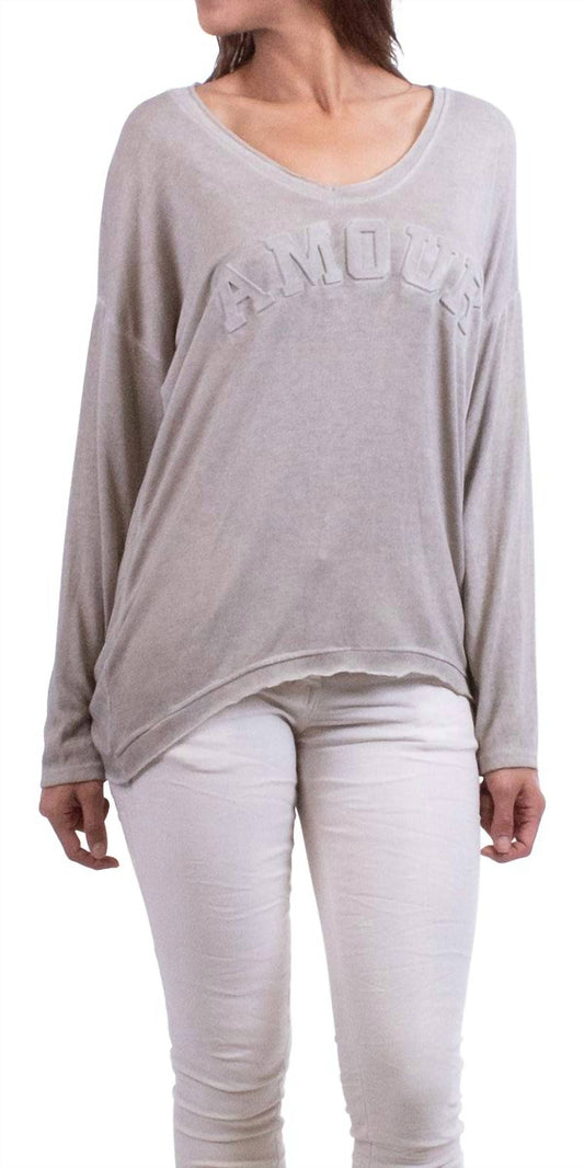 Gigi Moda - Amour V-Neck Sweater