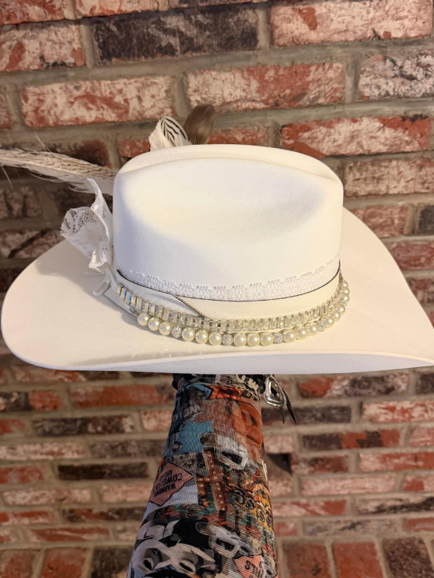 Art By Amy Labbe - Unisex Beaver Fedora Hat