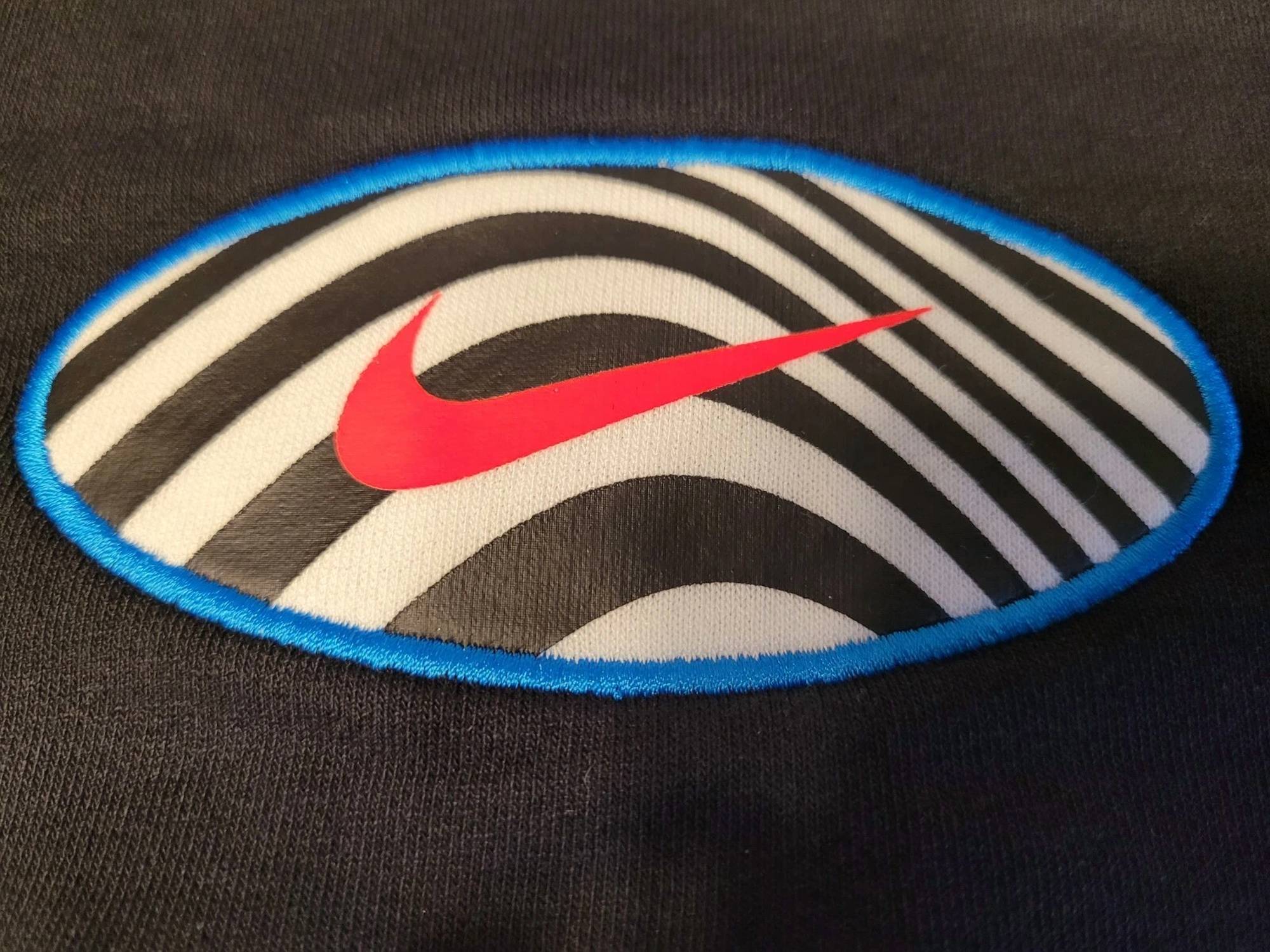 Nike - Alumni Air Max Shorts