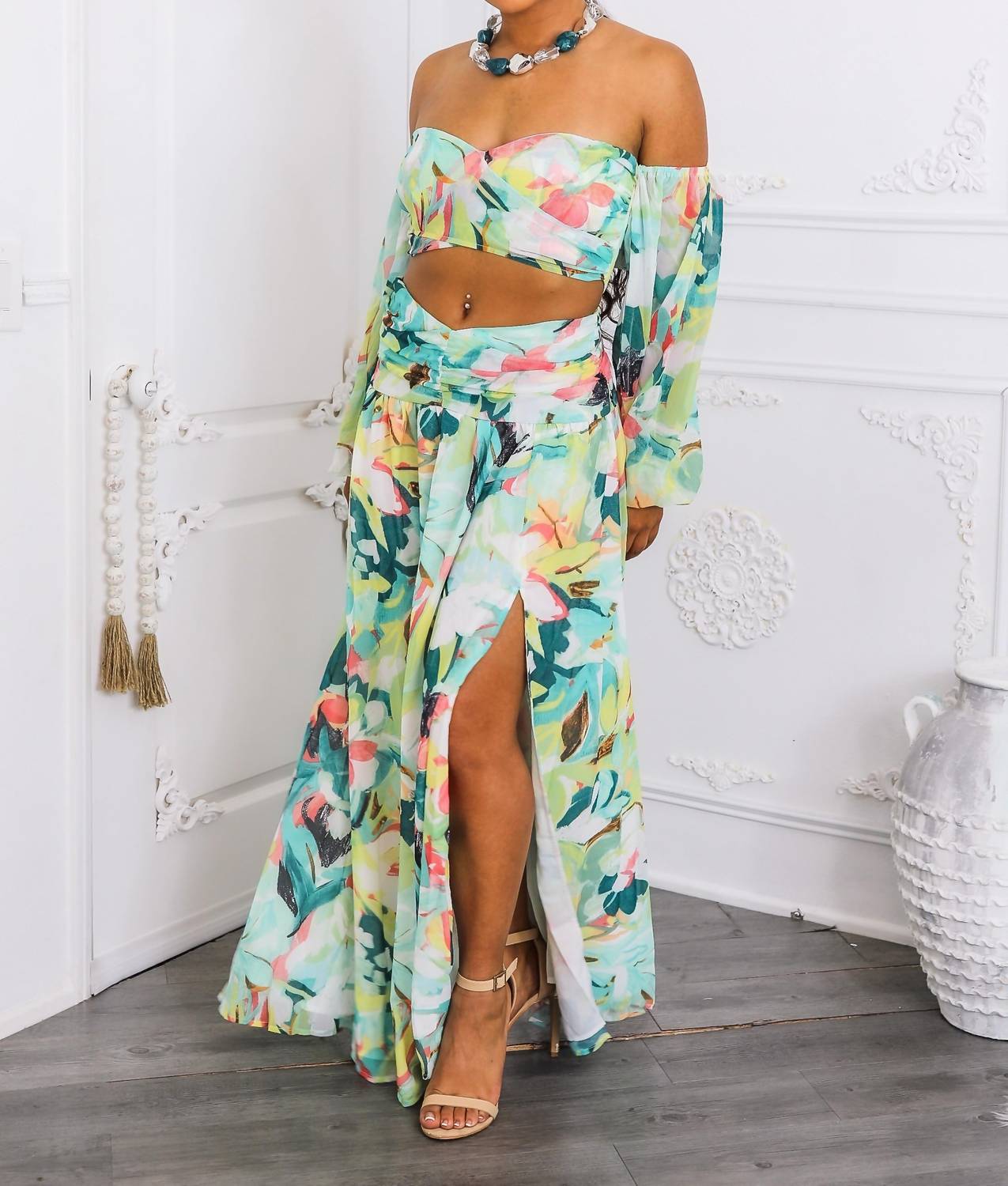 Surelymine - Tropical Floral Puff Sleeve Two-Piece Set with Slit Skirt