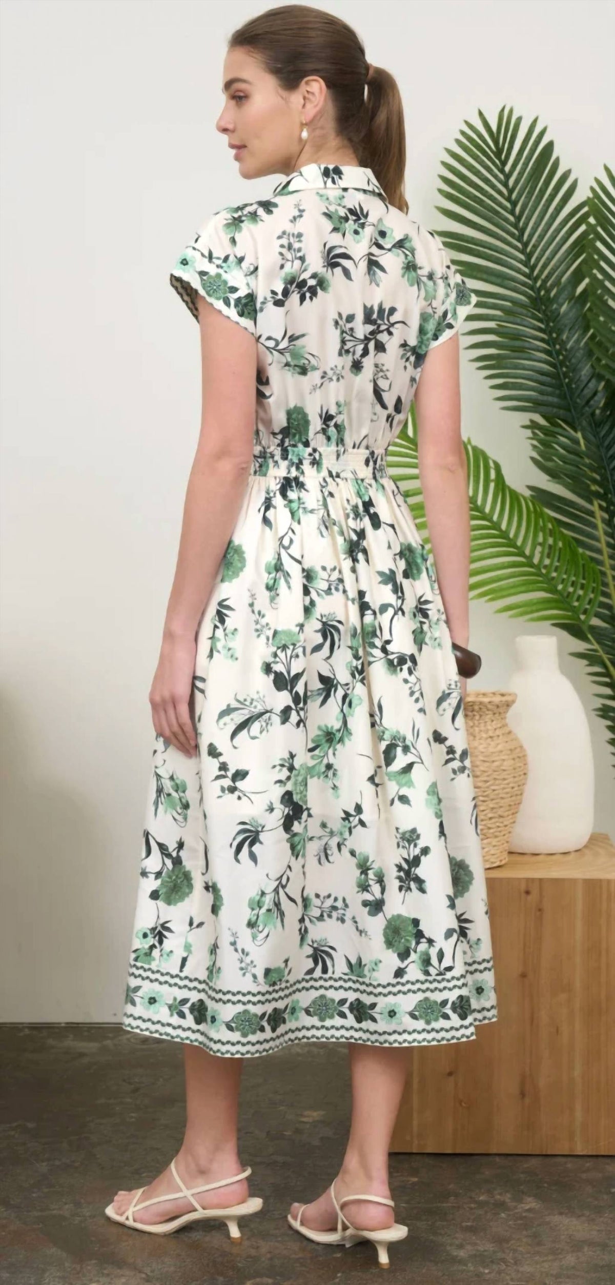 Zoe And Claire - ZENDAYA FLORAL DRESS