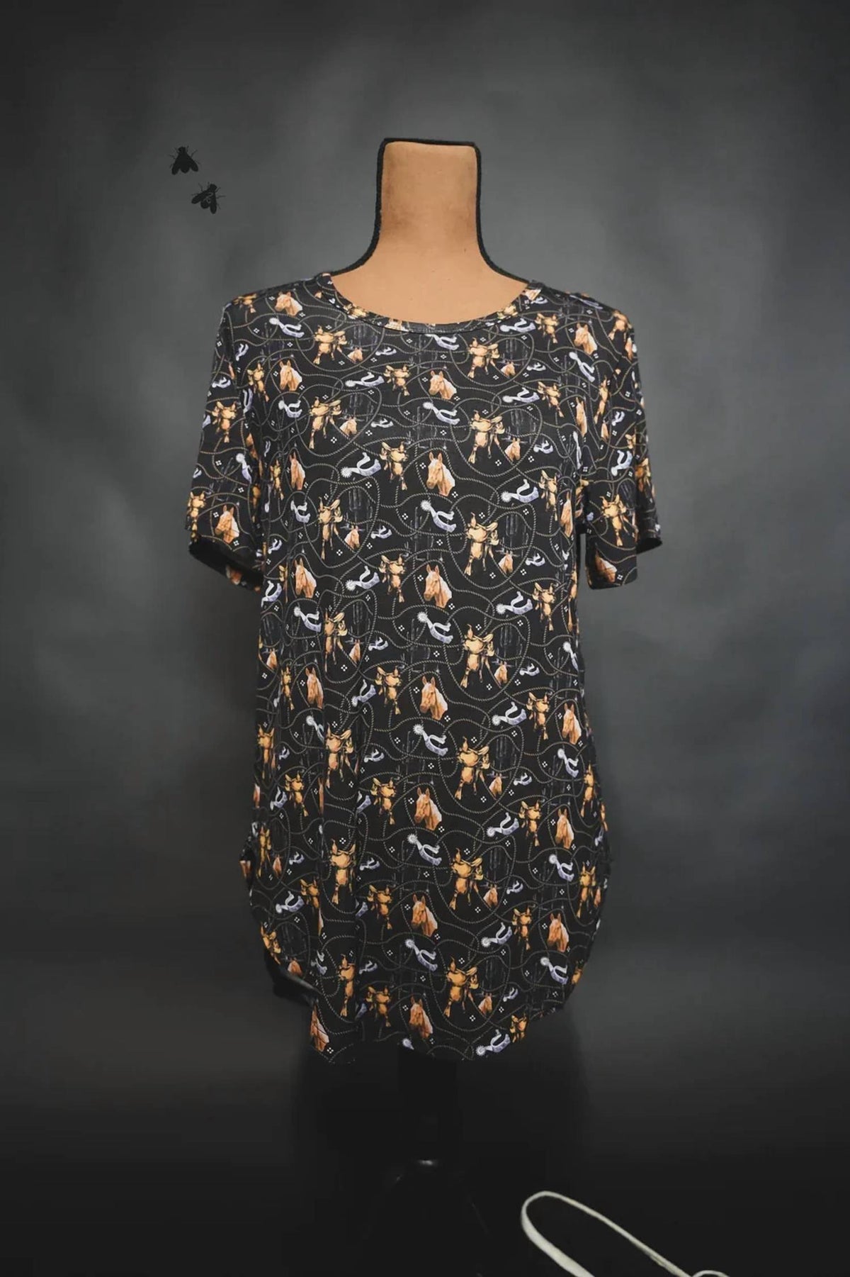 2Flyco - Senora Saddle Short Sleeve Tee