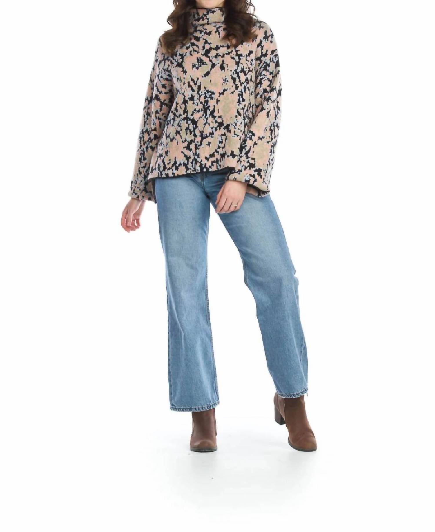 Papillon - Floral Jacquard Mock Neck Sweater