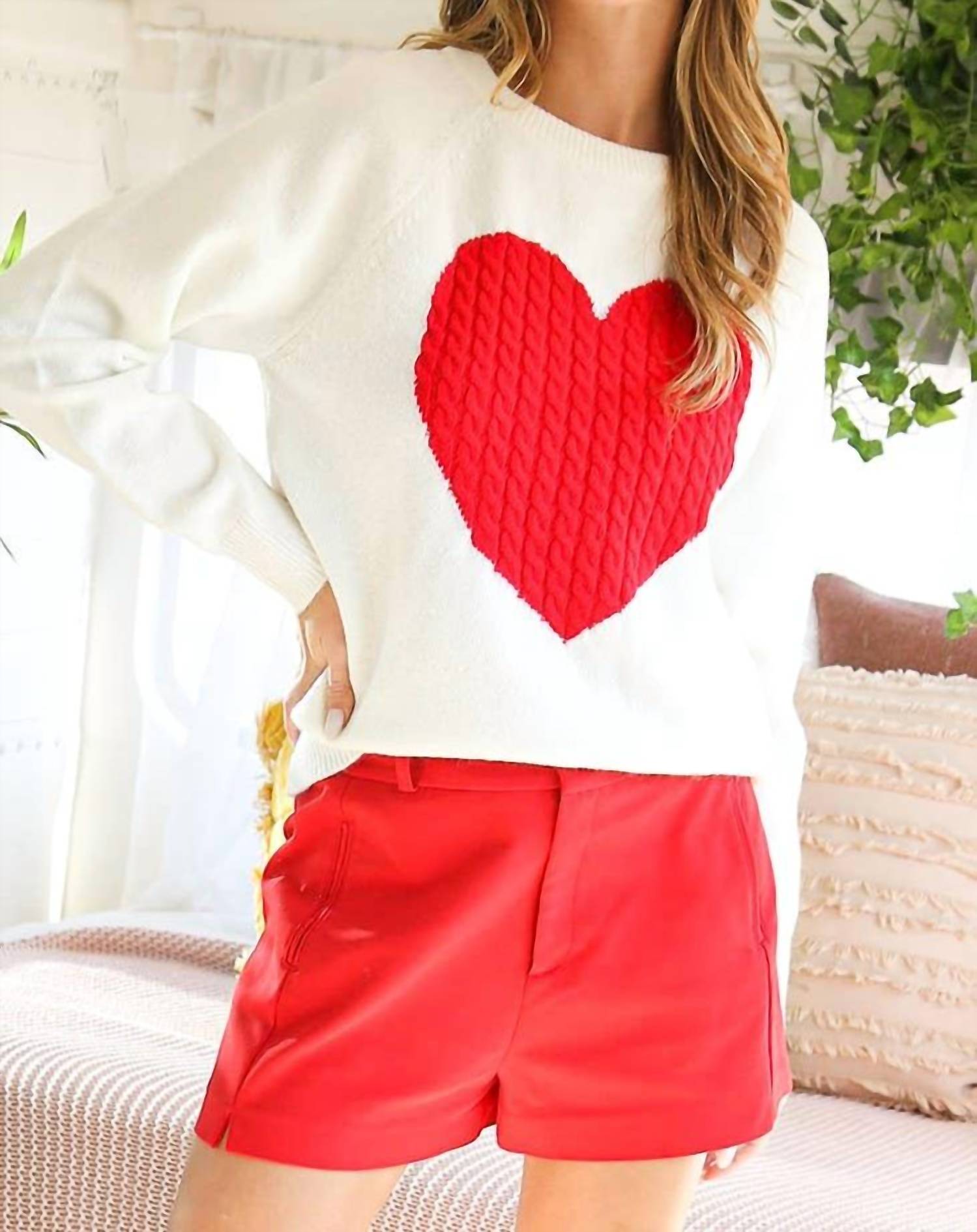 Vine & Love - Heart Design Cable Detail Knitted Sweater