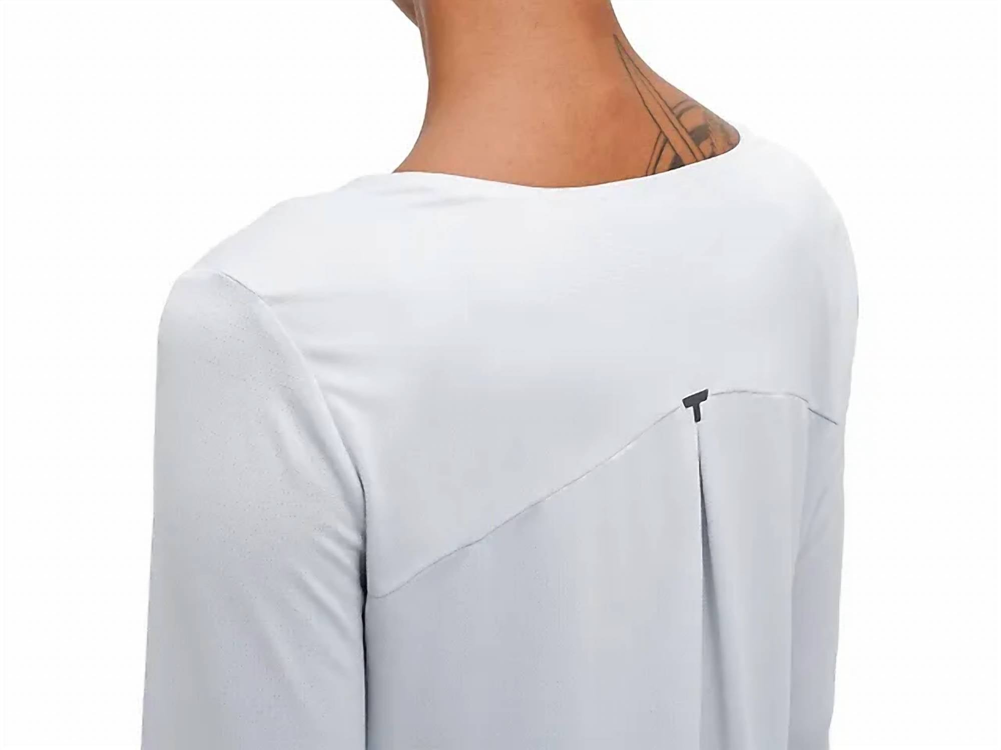 On - Women's Performance Long-t Top